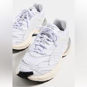 PUMA Velophasis unisex Sneakers - never worn, brand new!